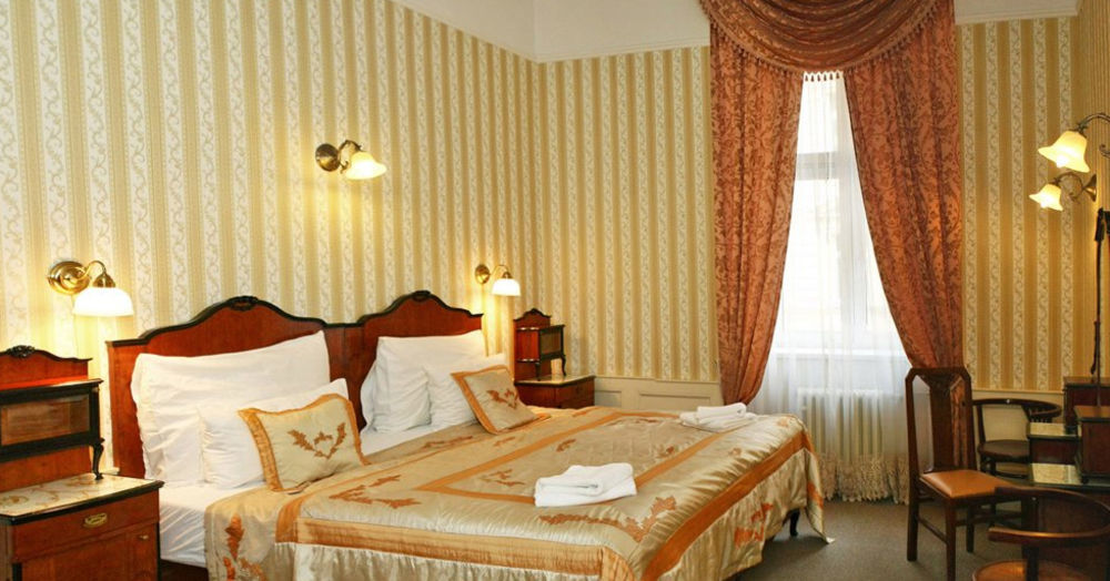 1885 By Wagnerstays 4*